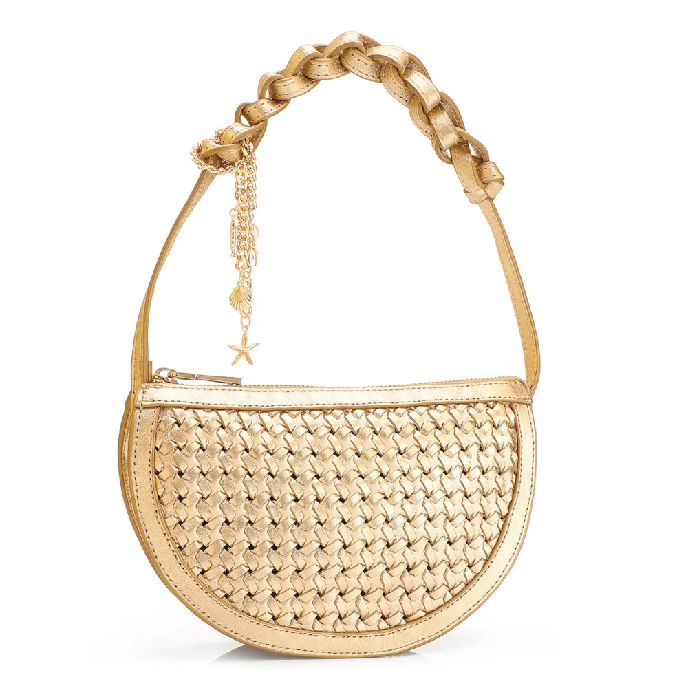 Bolsa Meia Lua Tressê Bag Charm Couro Dourado - imagem 3