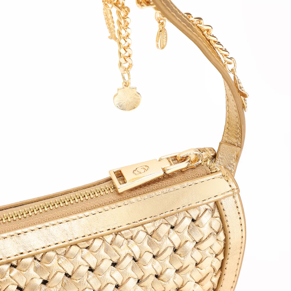 Bolsa Meia Lua Tressê Bag Charm Couro Dourado - imagem 6
