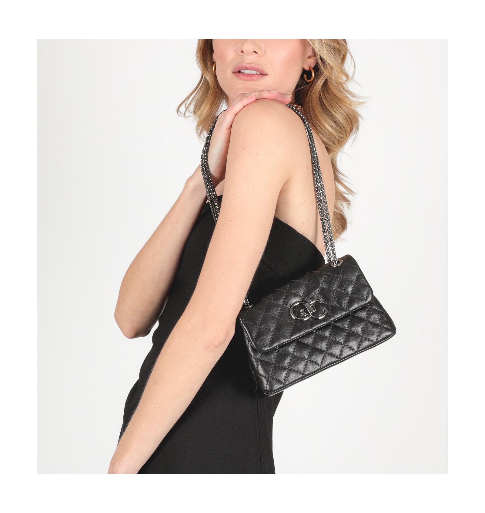 Bolsa Mini Matelassê Couro Fly Preto