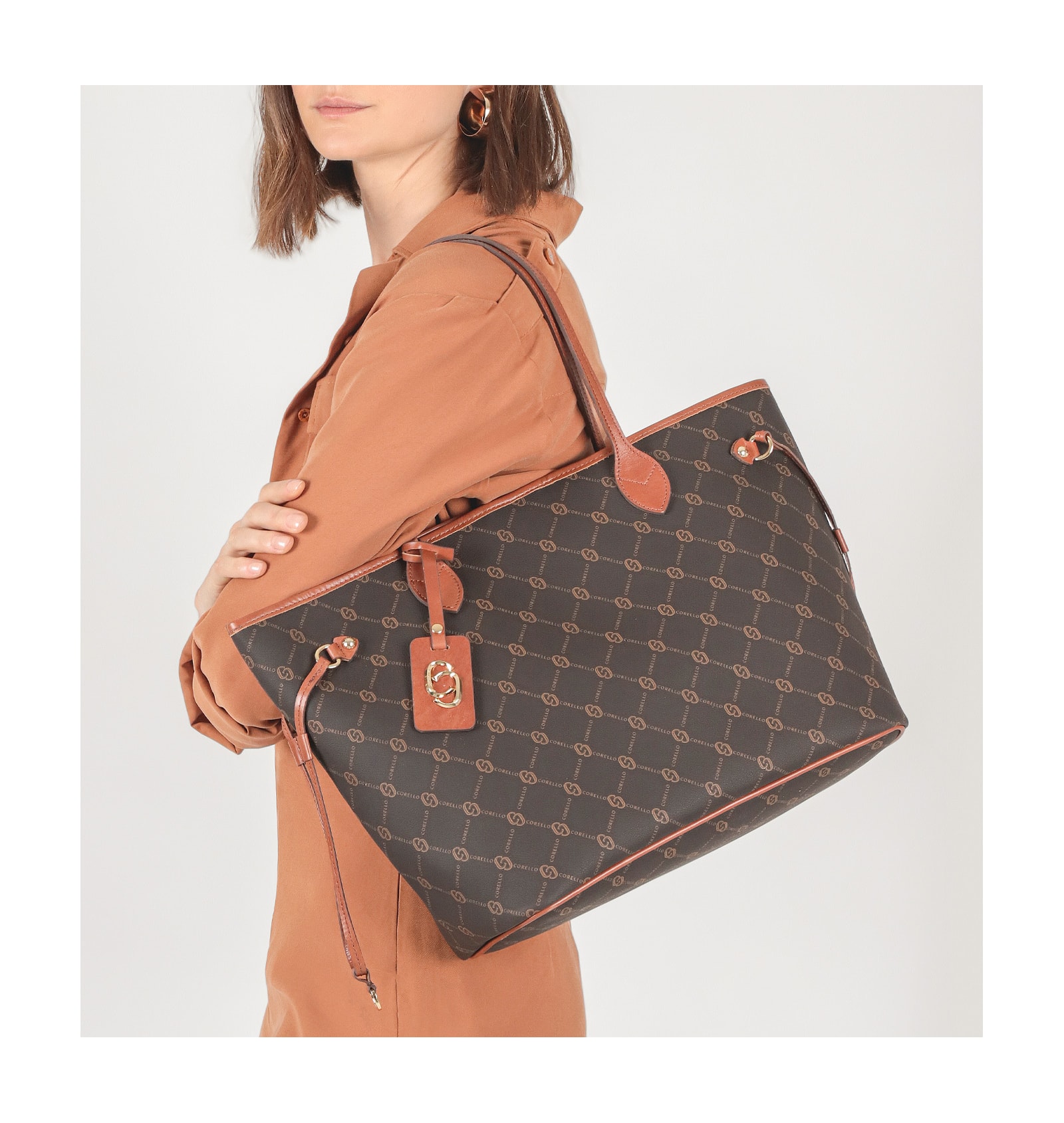 Bolsa Sacola Alt Monograma Marrom