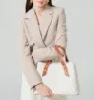 Bolsa Tote Alt Monograma Off White - imagem 2