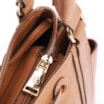 Bolsa Tote Cadeado Couro Marrom Claro - imagem 5