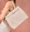 Bolsa Tote Couro Estonado Off White - imagem 2