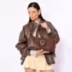 Bolsa Tote Fivela Couro Antique Marrom - imagem 2