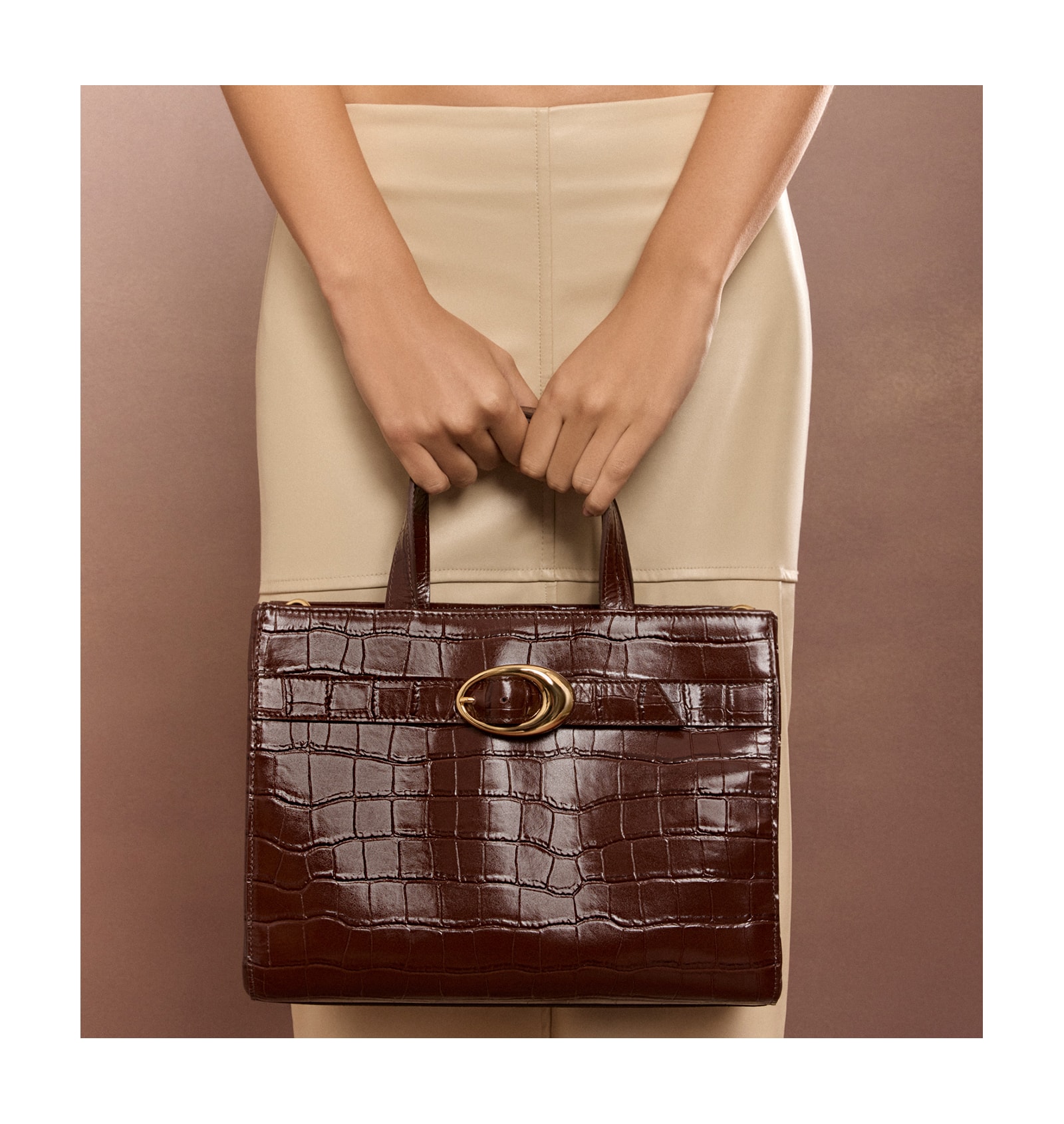Bolsa Tote Fivela Couro Croco Marrom