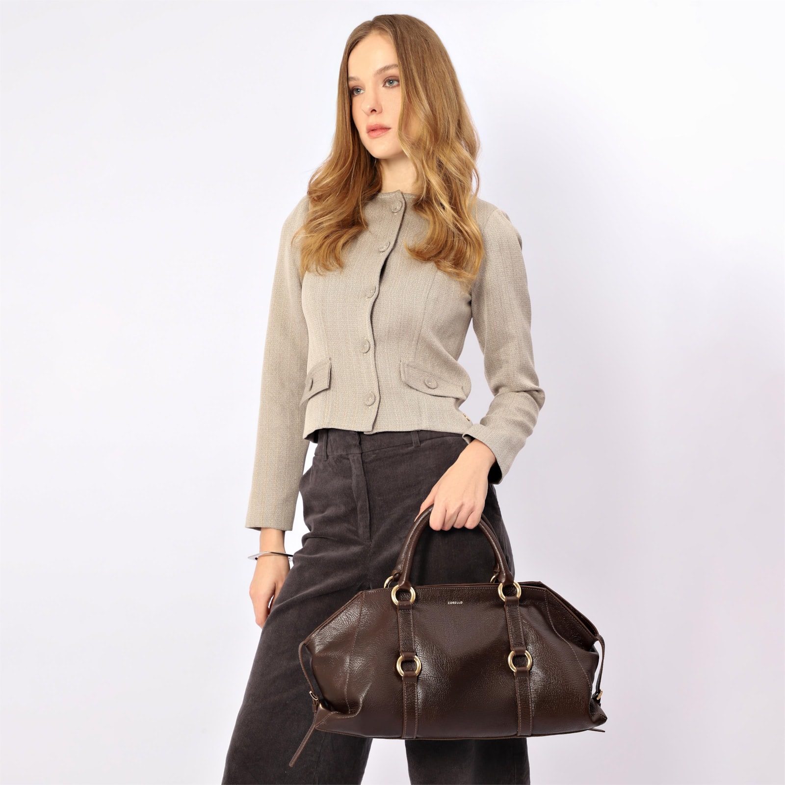 Bolsa Tote Grande Couro Antique Marrom Escuro Argolas Douradas