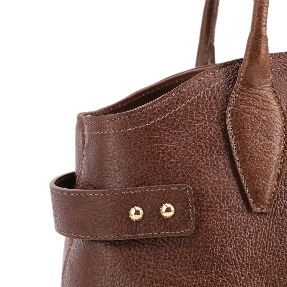 Bolsa Tote Grande Couro Antique Marrom Laterais Rebites - imagem 8
