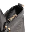 Bolsa Tote Grande Couro Antique Preto Pingente - imagem 6