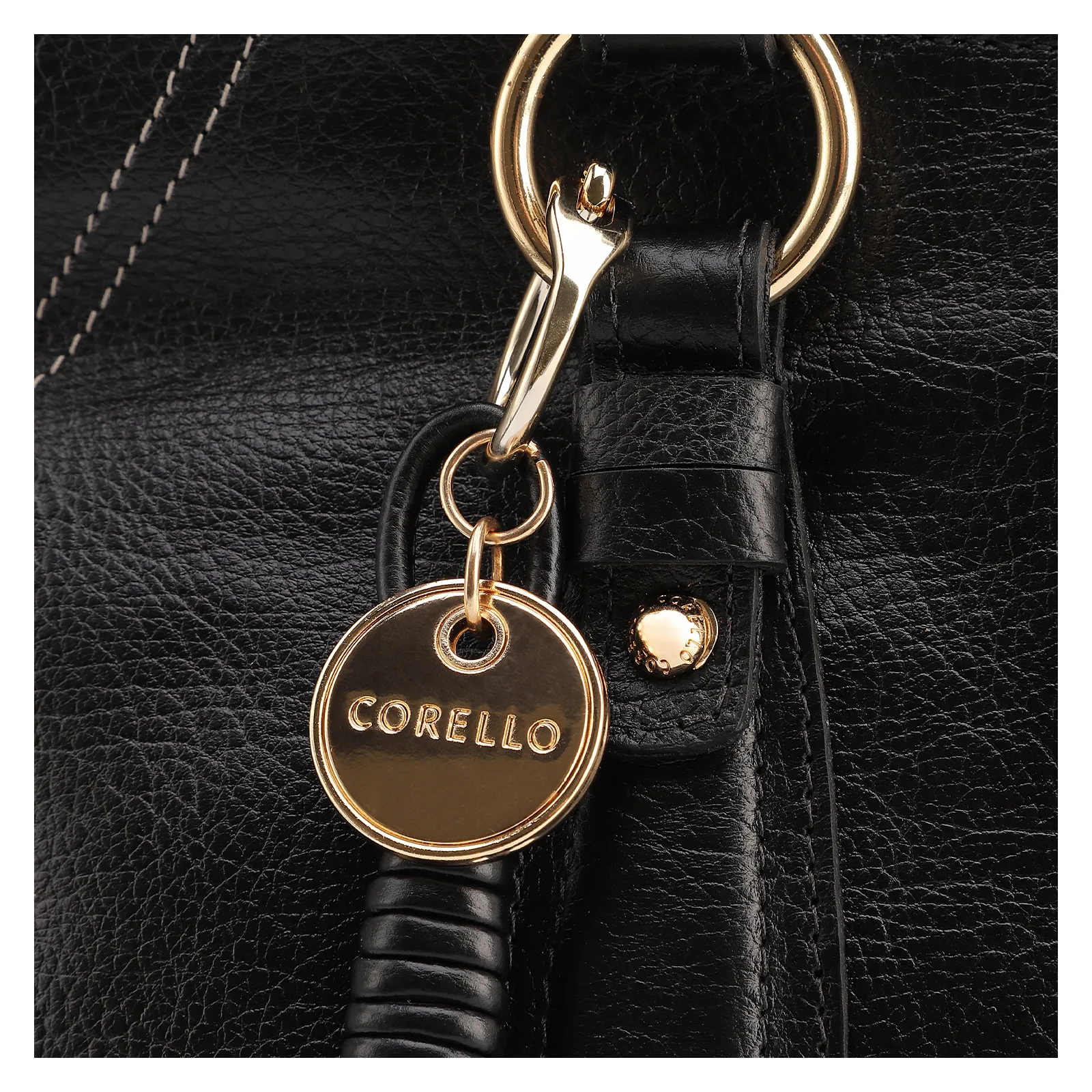 Bolsa Tote Grande Couro Antique Preto Pingente