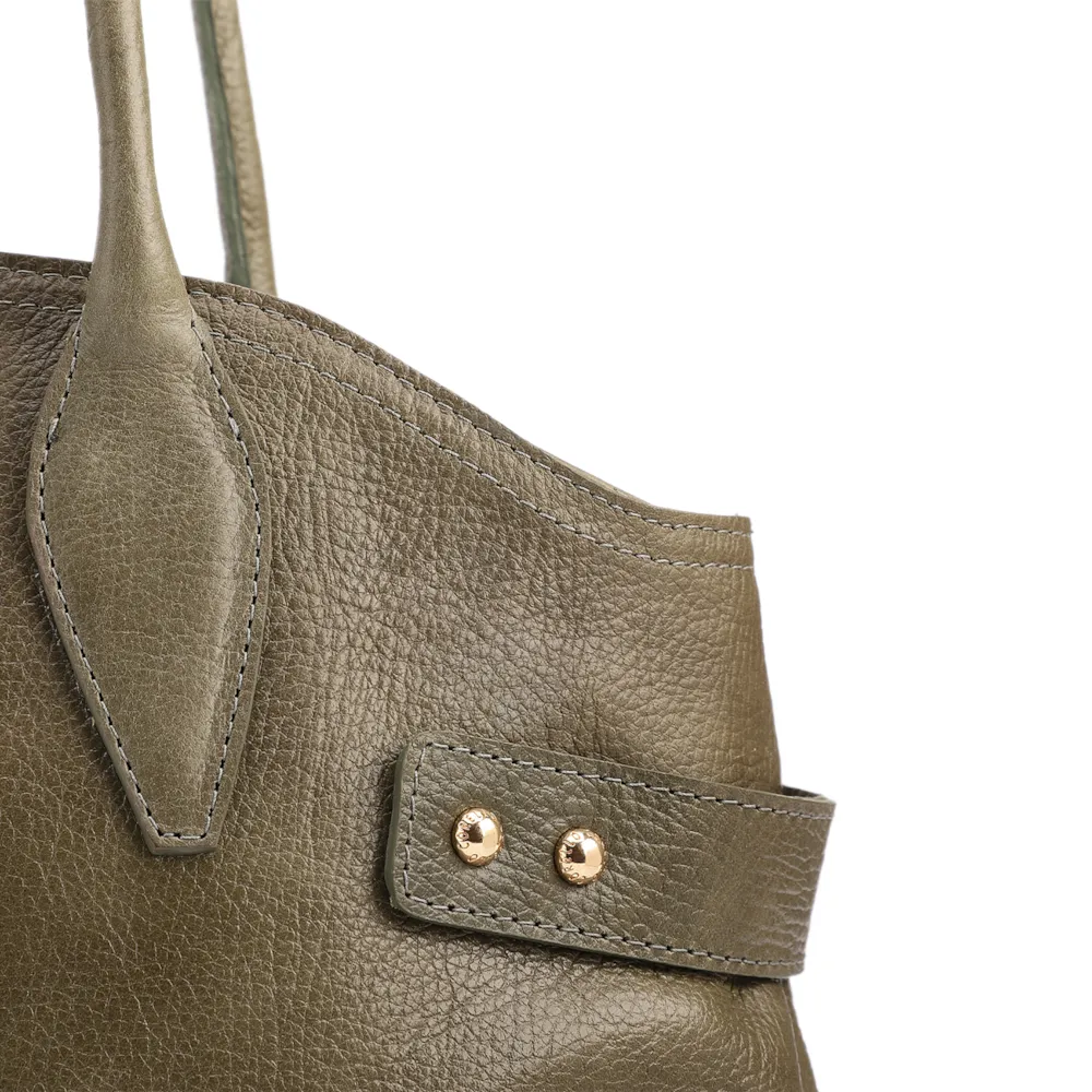 Bolsa Tote Grande Couro Antique Verde Laterais Rebites - imagem 7