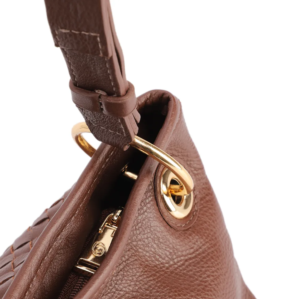 Bolsa Tote Grande Couro Marrom Tressê Argola - imagem 6
