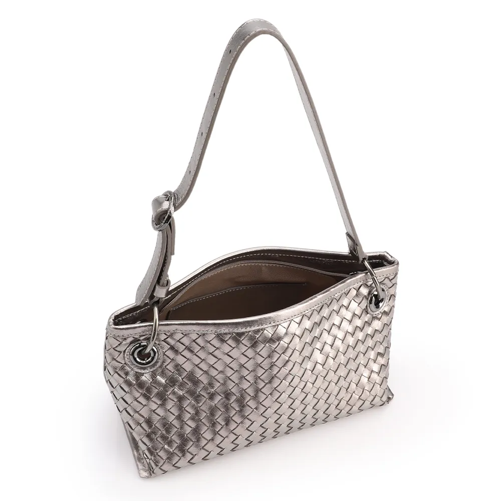 Bolsa Tote Grande Couro Prata Tressê Argola - imagem 5