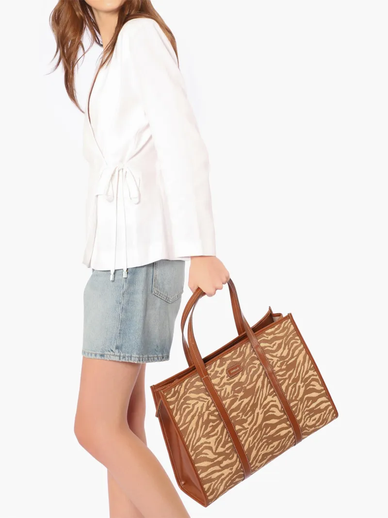  Bolsa Tote Grande Tecido/Couro Marrom Claro Animal Print - foto 3