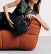 Bolsa Tote Ilhós Couro Preto - imagem 2