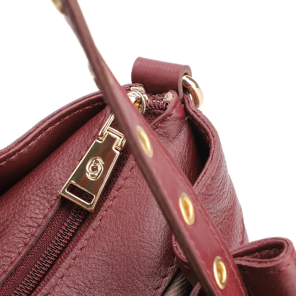 Bolsa Tote Ilhós Couro Vinho - imagem 5