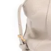 Bolsa Tote Média Couro Antique Off White Argolas Douradas - imagem 7