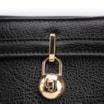 Bolsa Tote Média Couro Antique Preta Pingente Cadeado - imagem 8