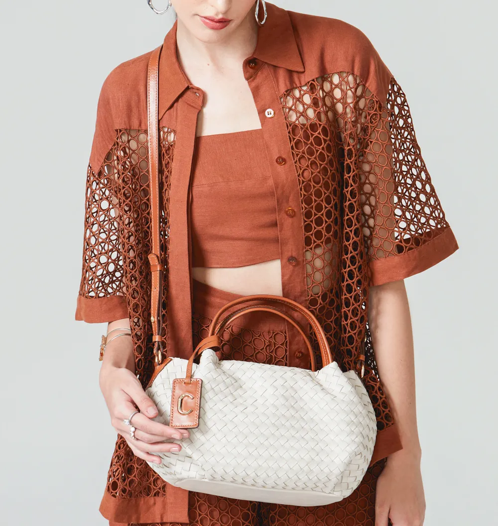 Bolsa Tote Tressê Couro Off White/Caramelo - imagem 7