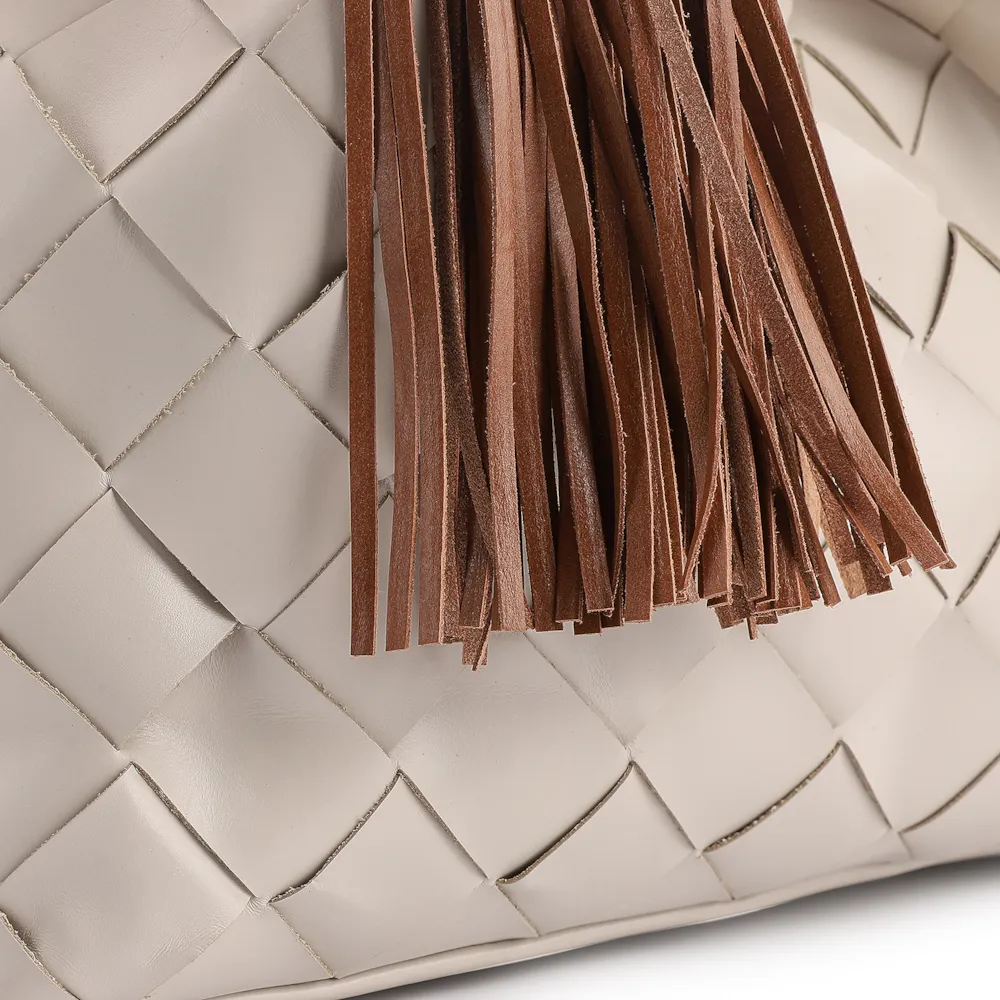 Bolsa Tote Tressê Couro Off White/Marrom - imagem 5