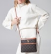 Bolsa Transversal Alt Monograma Marrom - imagem 2