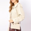 Bolsa Transversal Alt Monograma Off White - imagem 2