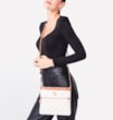 Bolsa Transversal Alt Monograma Off White - imagem 2