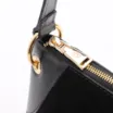 Bolsa Transversal Argola Couro Camurça/Couro Preto - imagem 5