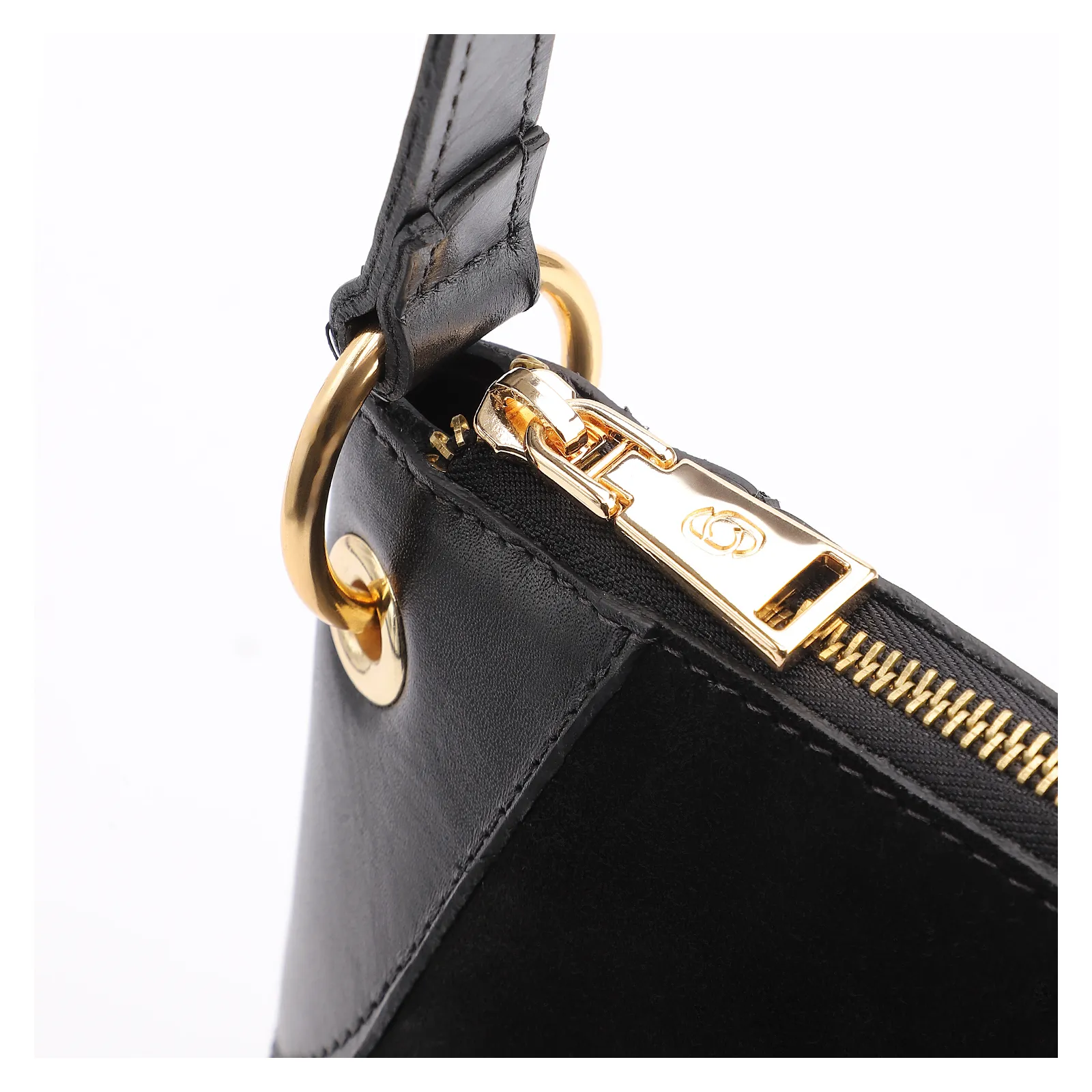 Bolsa Transversal Argola Couro Camurça/Couro Preto