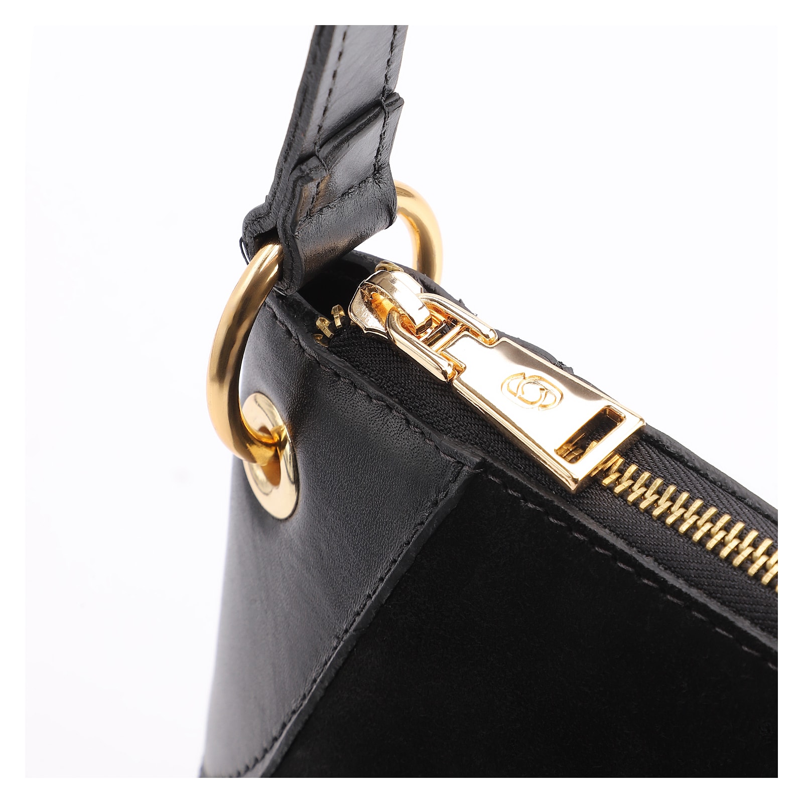 Bolsa Transversal Argola Couro Camurça/Couro Preto