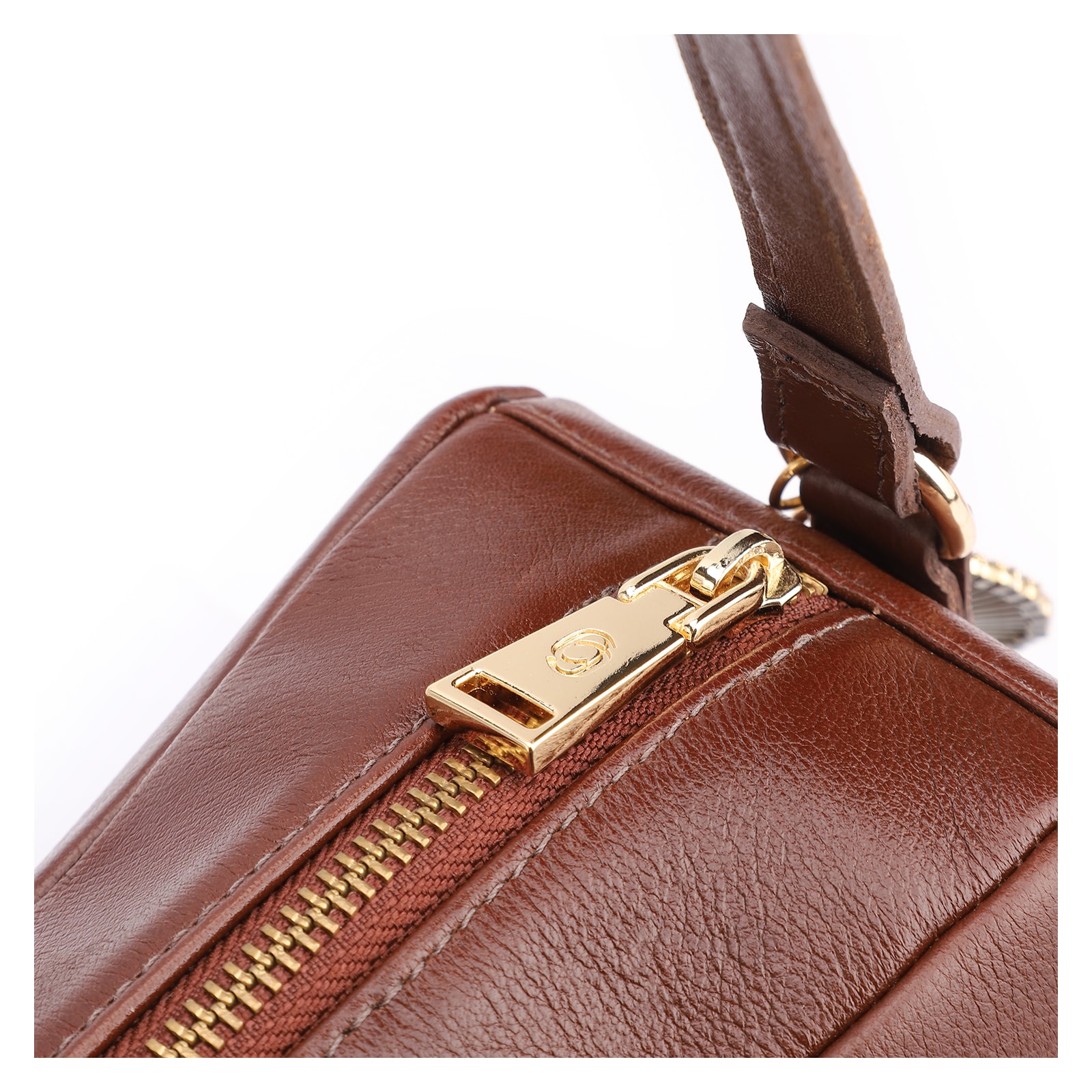 Bolsa Transversal Bag Charm Couro Marrom