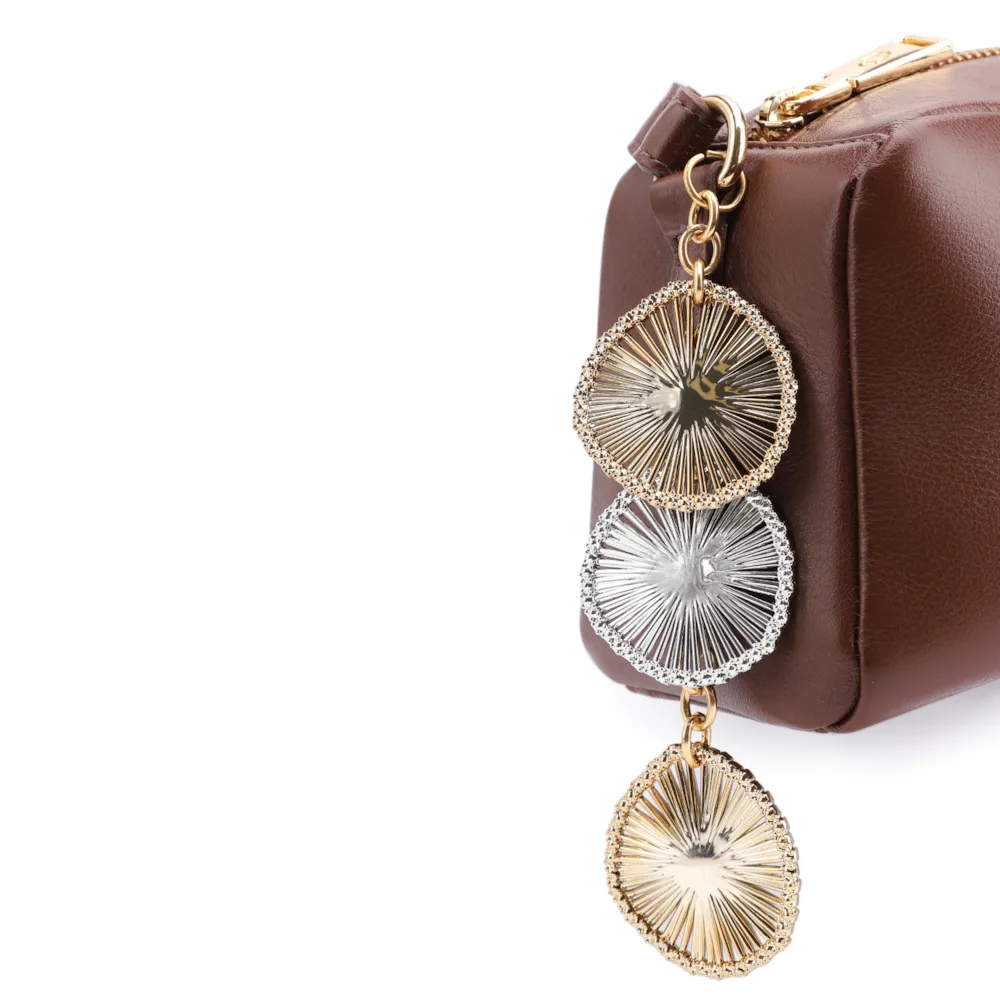 Bolsa Transversal Bag Charm Couro Marrom - imagem 7