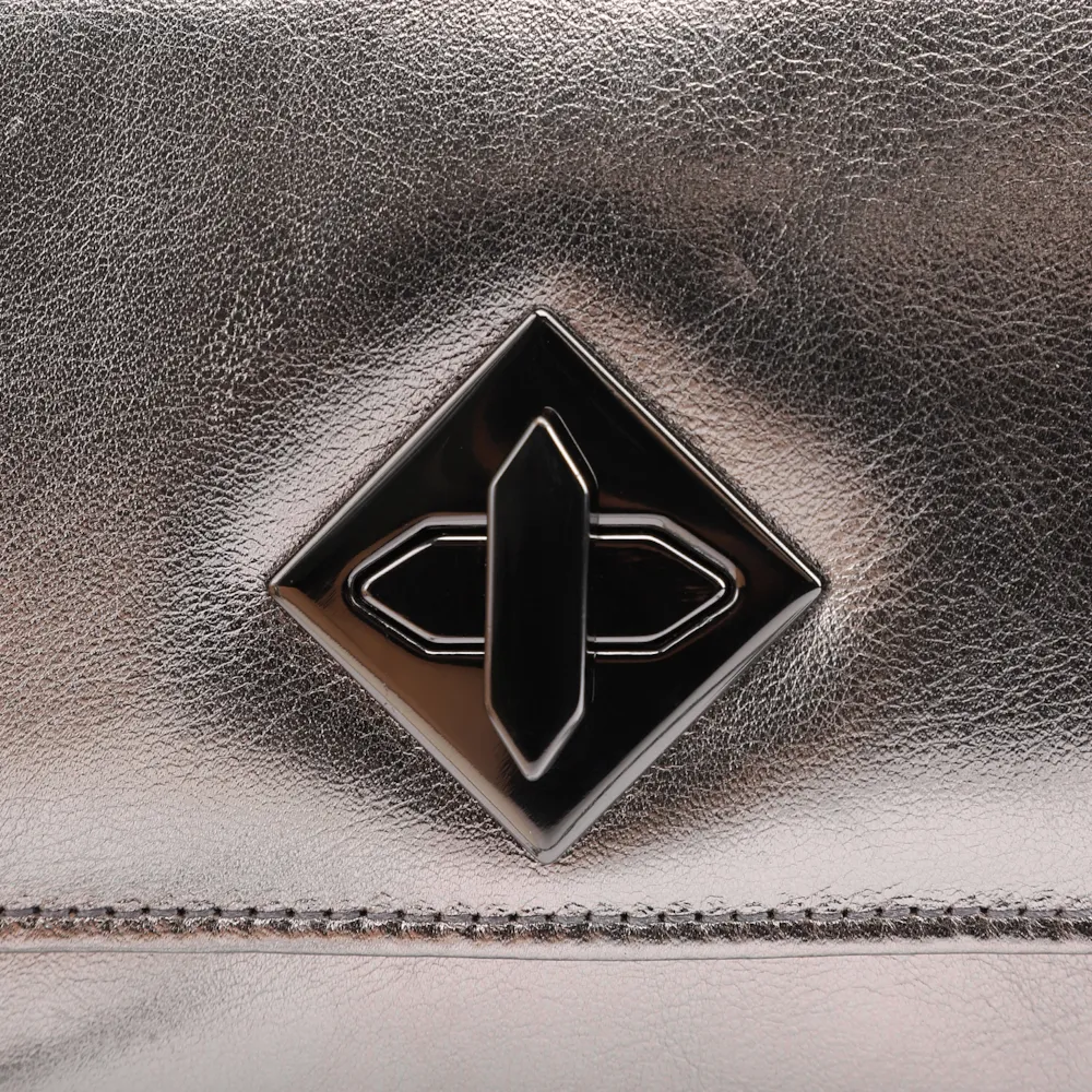  Bolsa Transversal Couro Metal Prata - imagem 6