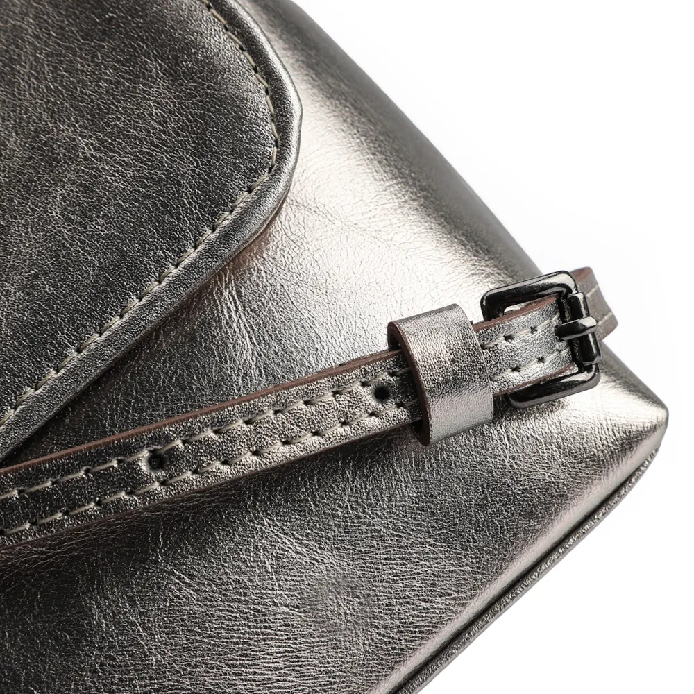 Bolsa Transversal Couro Prata - imagem 6