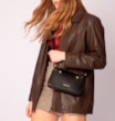 Bolsa Transversal Esfera Couro Preto - imagem 2