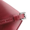 Bolsa Transversal Fivela Couro Estonado Vermelho - imagem 7