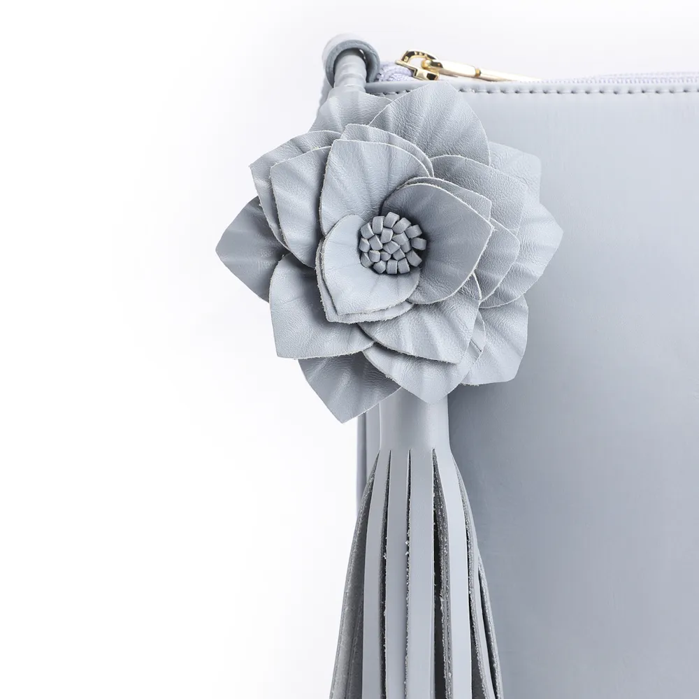 Bolsa Transversal Flor Couro Azul - imagem 7