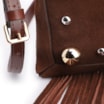 Bolsa Transversal Franjas Couro Camurça/Couro Marrom Escuro - imagem 8