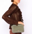 Bolsa Transversal Laser Cut Couro Camurça/Couro Verde - imagem 2