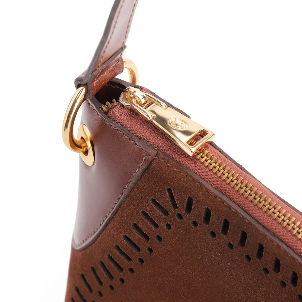 Bolsa Transversal Laser Cut Couro Camurça/Marrom - imagem 5