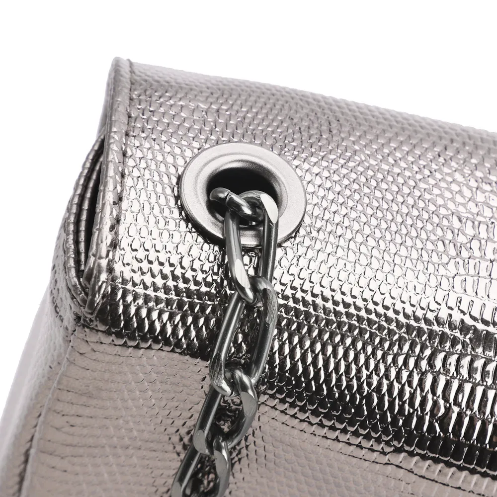 Bolsa Transversal Matelassê Alt Lezard Prata - imagem 5