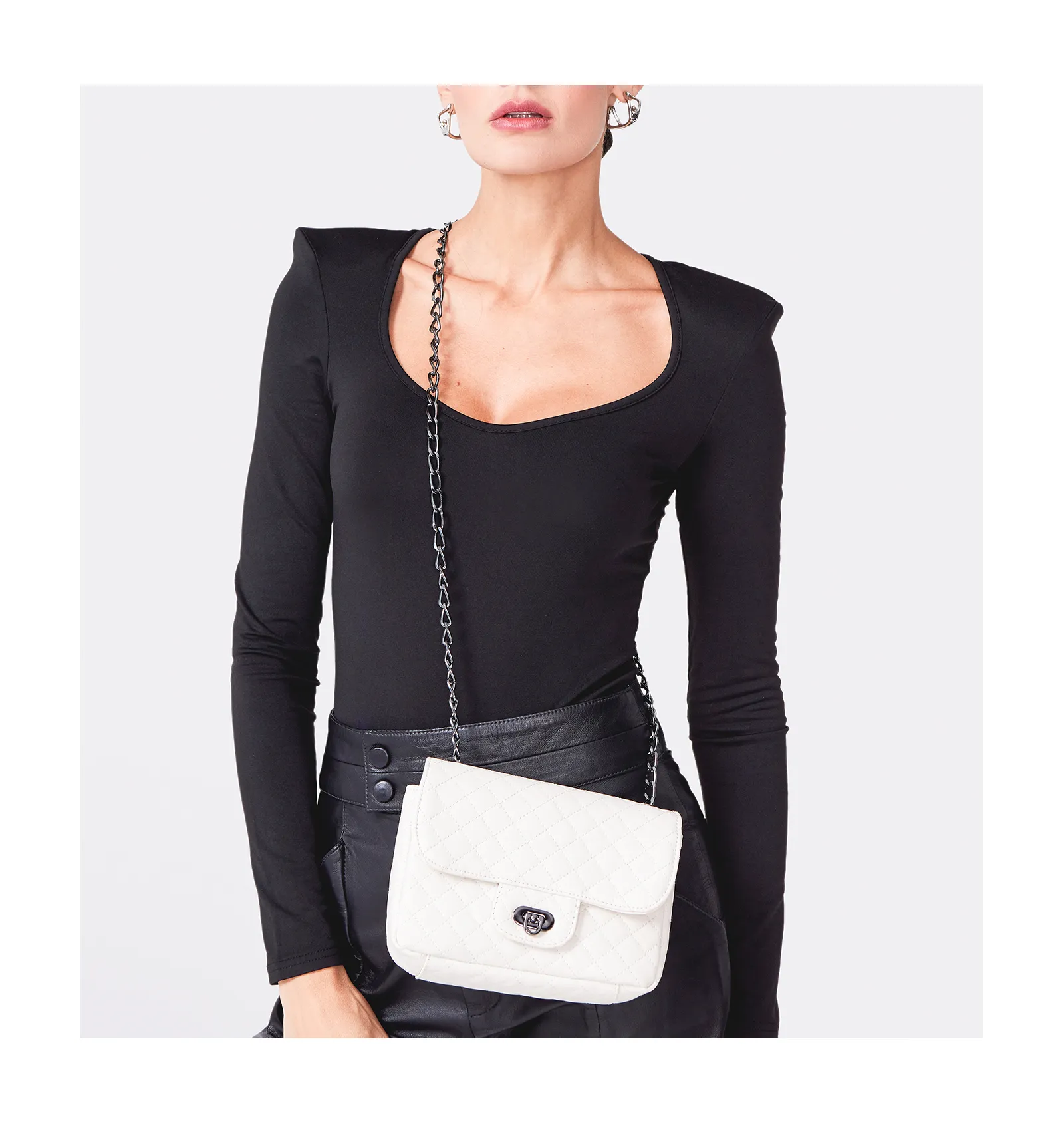 Bolsa Transversal Matelassê Alt Off White