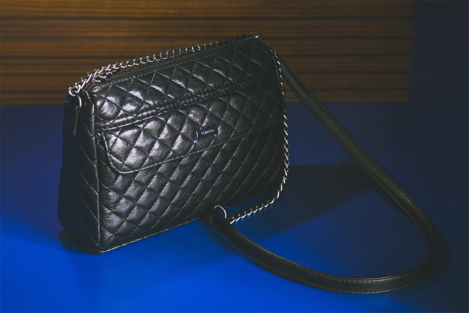 Bolsa Transversal Matelassê Preto