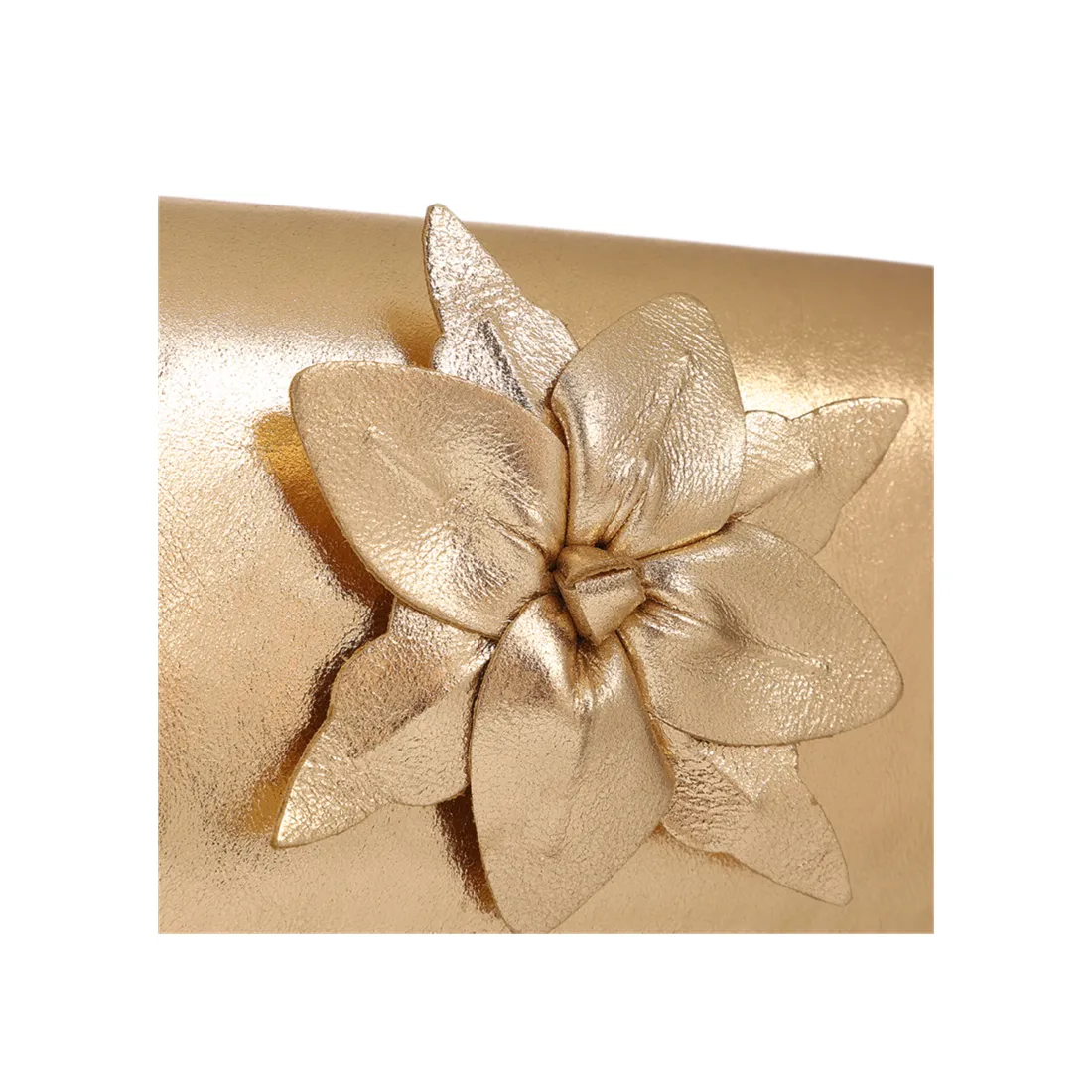 Bolsa Transversal Pequena Couro Dourado Aplique Flor Corrente - foto 4