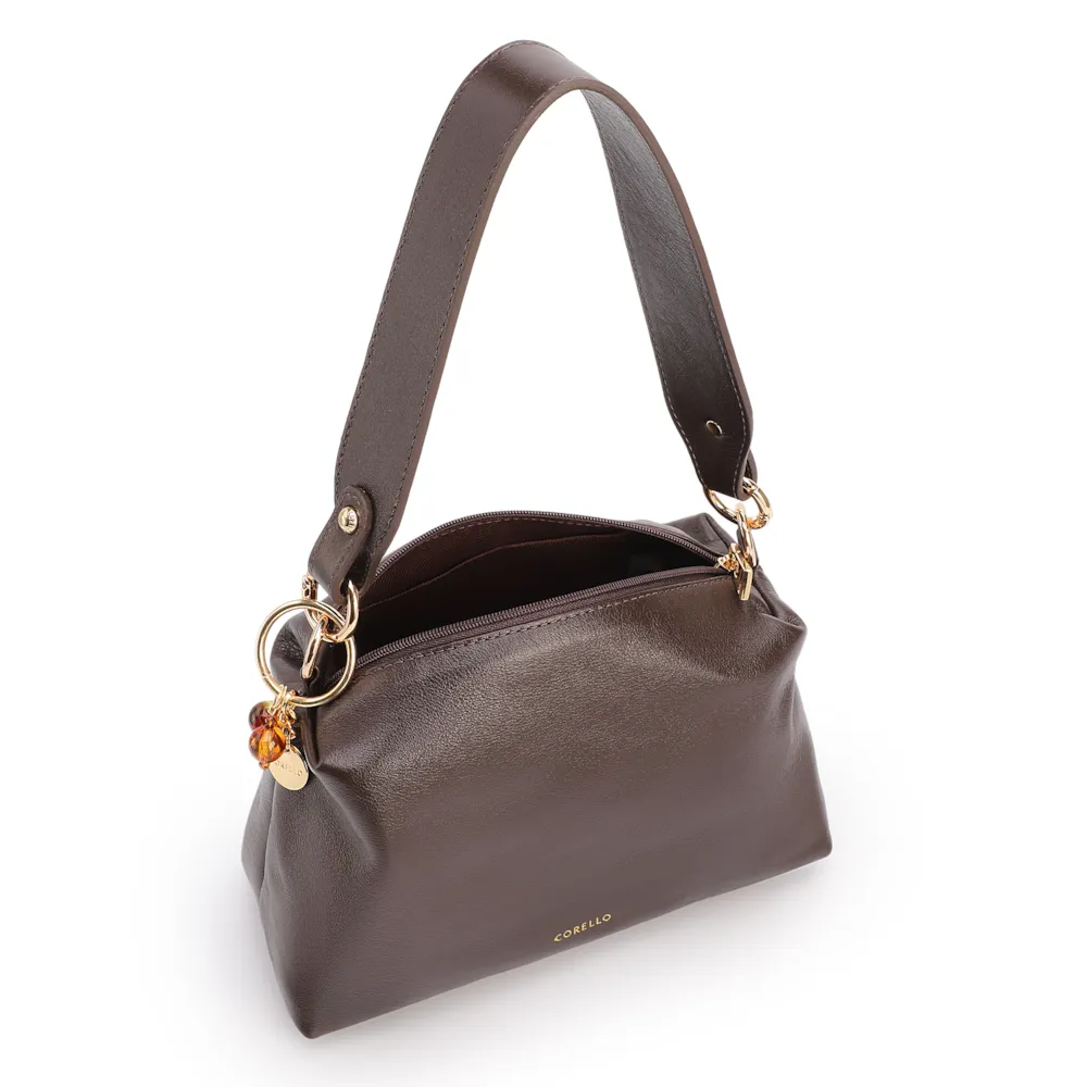 Bolsa Transversal Pequena Couro Marrom Escuro Pingente Argola - imagem 4