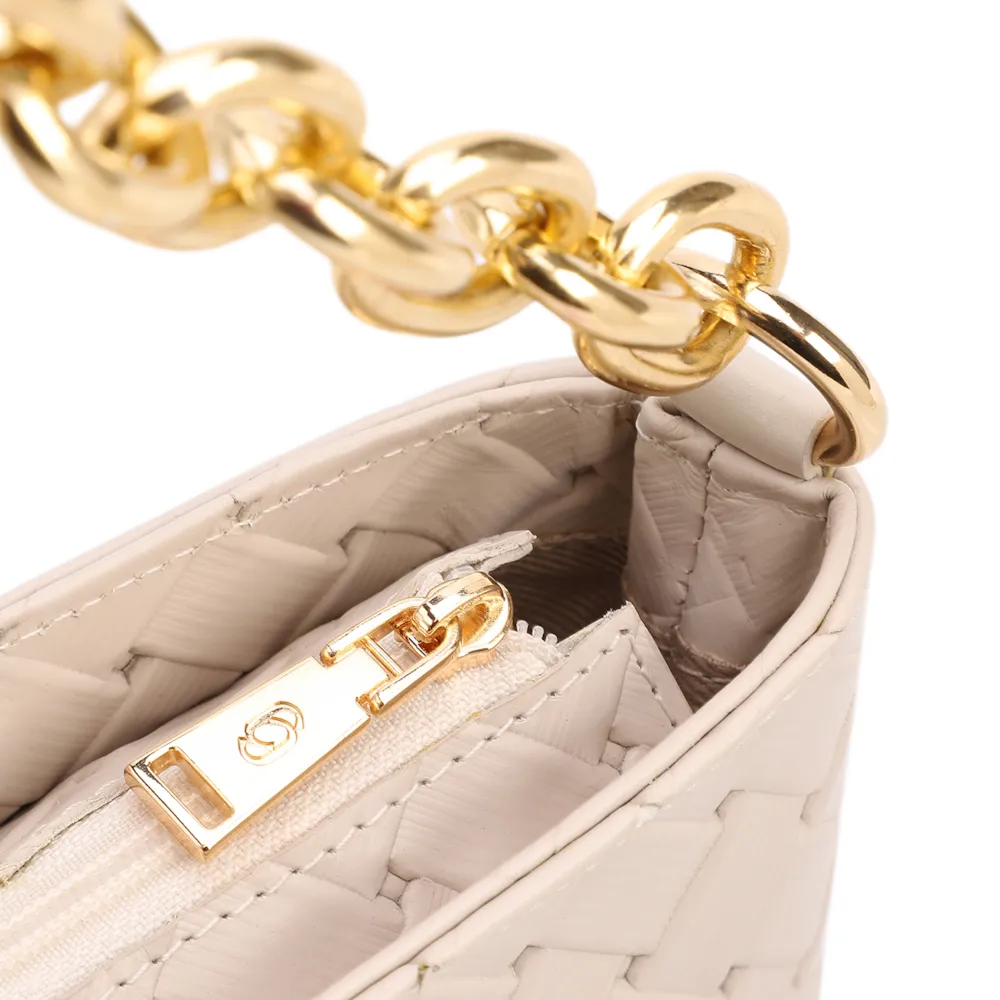 Bolsa Transversal Pequena Couro Textura Tressê Off White - imagem 4