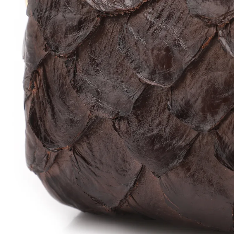 Bolsa Transversal Pequena Pirarucu Marrom Escuro Corrente - foto 6