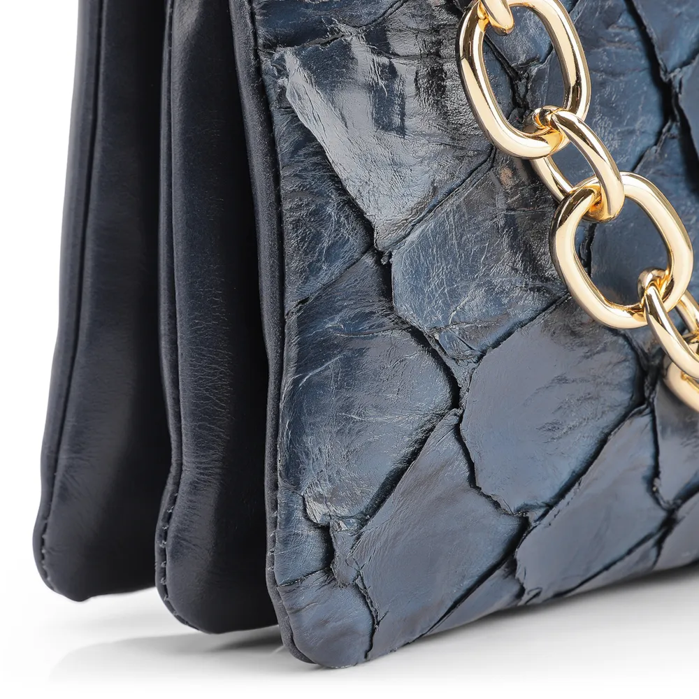 Bolsa Transversal Pirarucu Azul Escuro - imagem 5