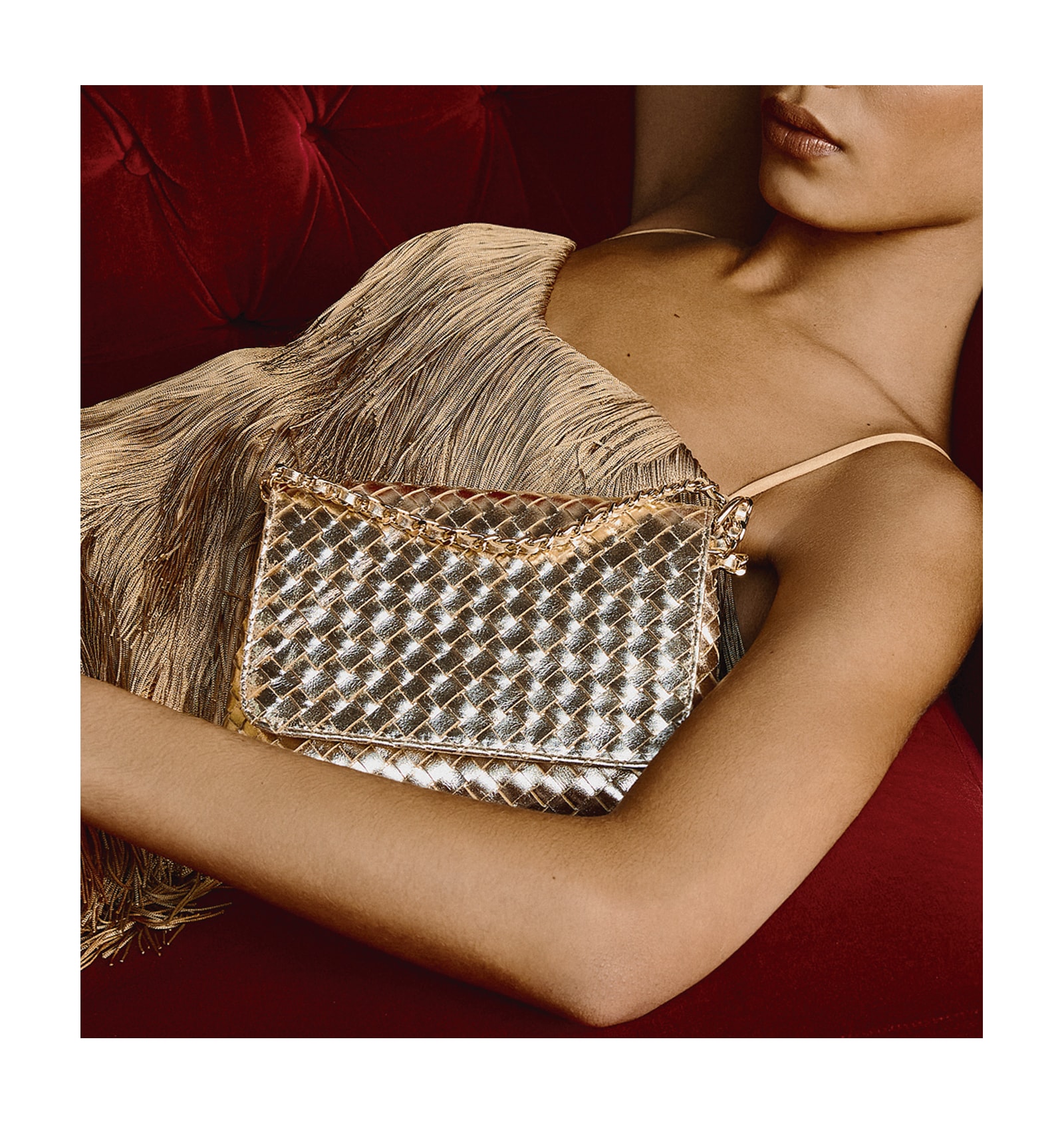 Bolsa Transversal Tressê Couro Dourado