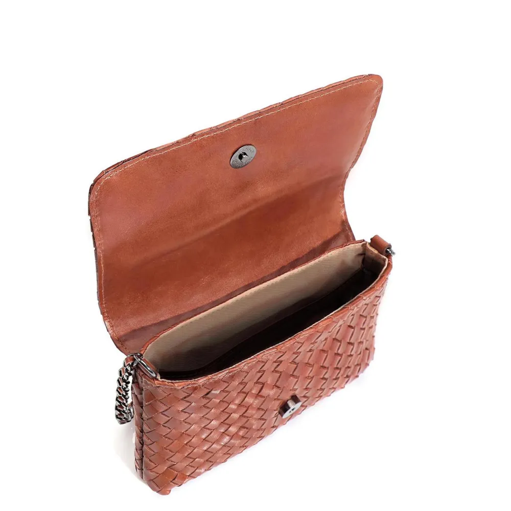 Bolsa Transversal Tressê Couro Marrom - imagem 4