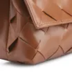 Bolsa Transversal Tressê Couro Marrom - imagem 5